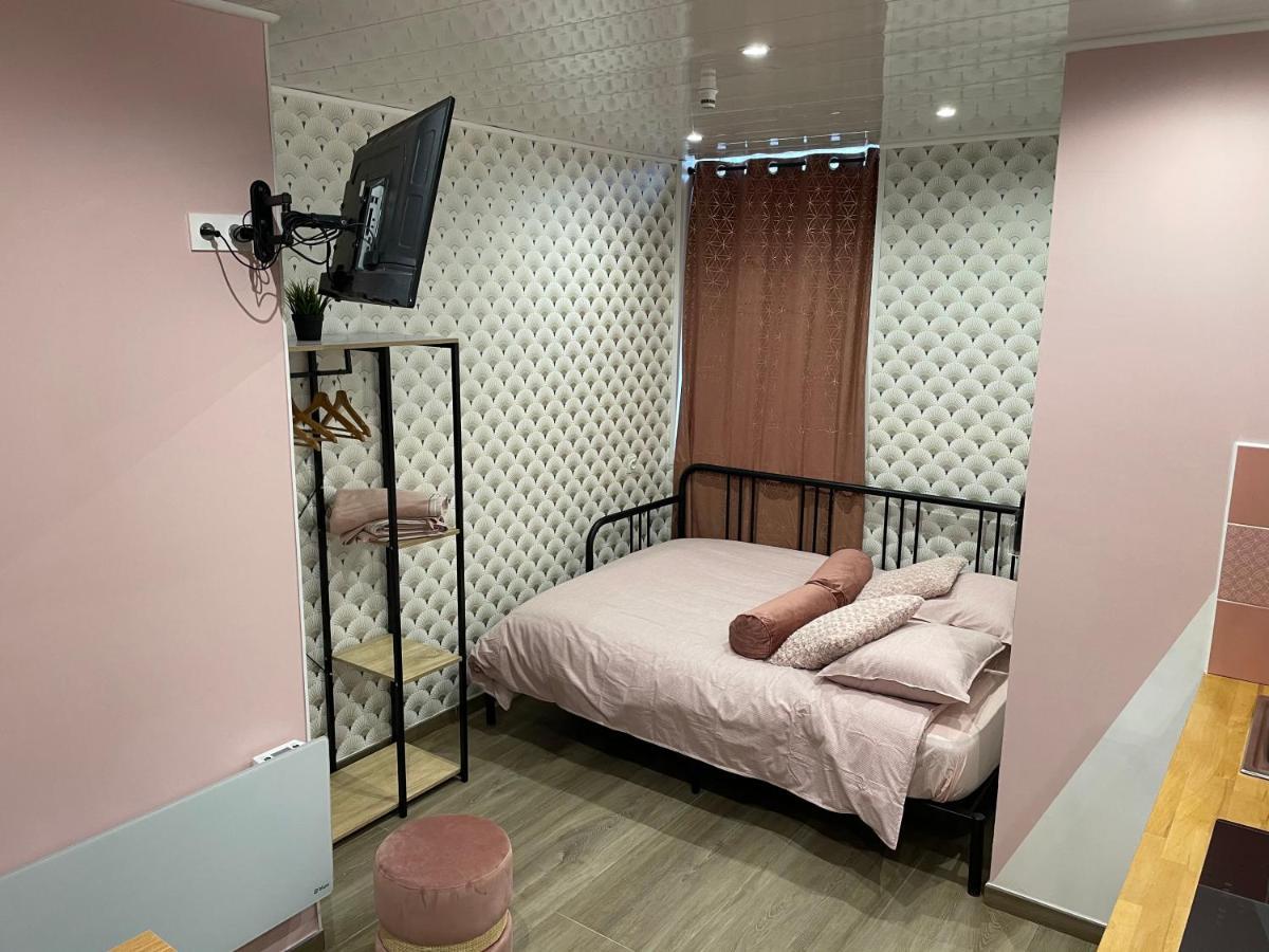 Trith-Saint-Leger Capstay Color Valenciennes & Netflix מראה חיצוני תמונה