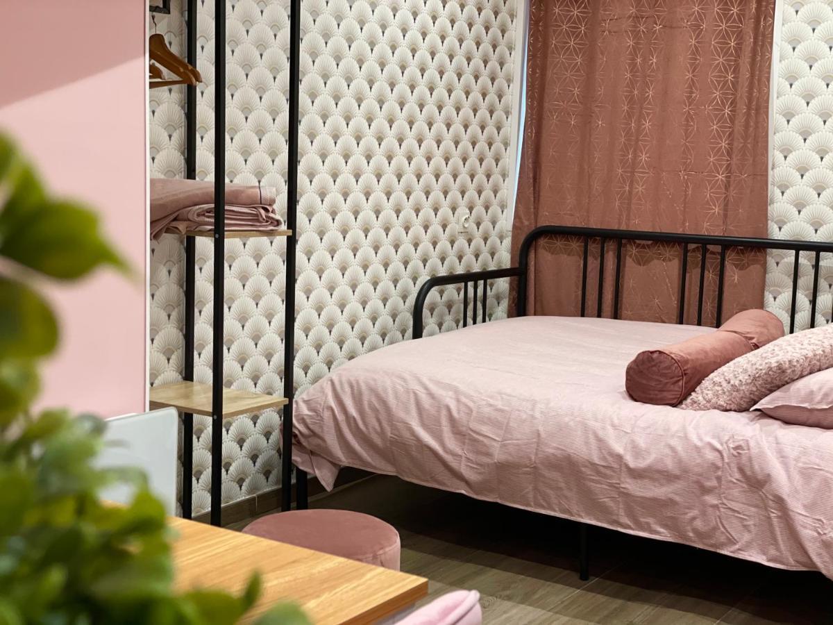 Trith-Saint-Leger Capstay Color Valenciennes & Netflix מראה חיצוני תמונה