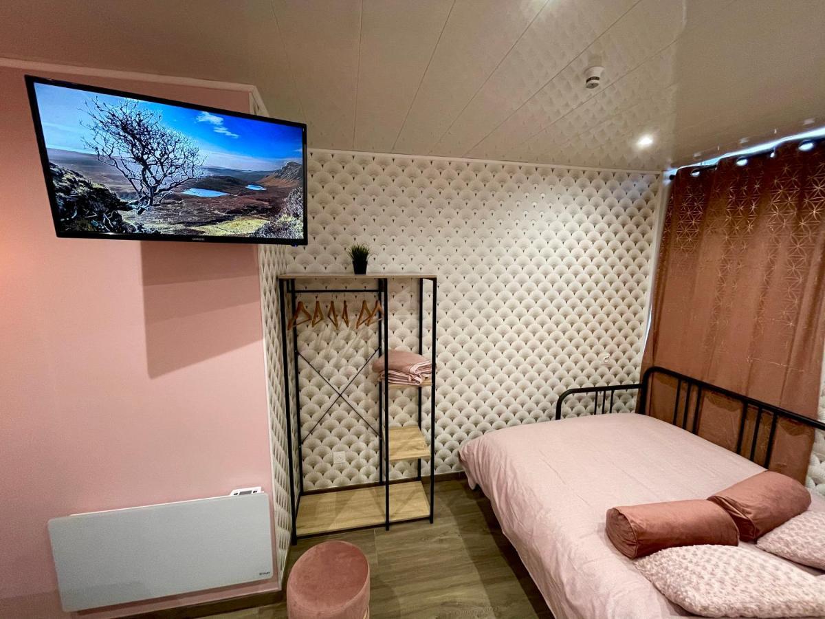 Trith-Saint-Leger Capstay Color Valenciennes & Netflix מראה חיצוני תמונה