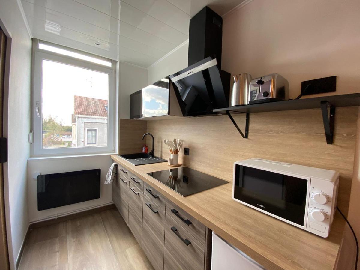 Trith-Saint-Leger Capstay Color Valenciennes & Netflix מראה חיצוני תמונה