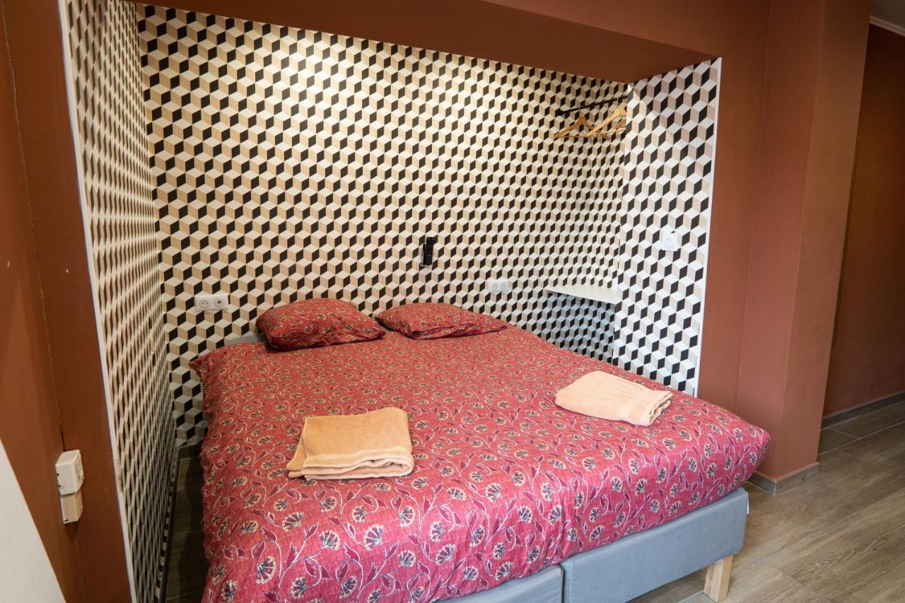 Trith-Saint-Leger Capstay Color Valenciennes & Netflix מראה חיצוני תמונה