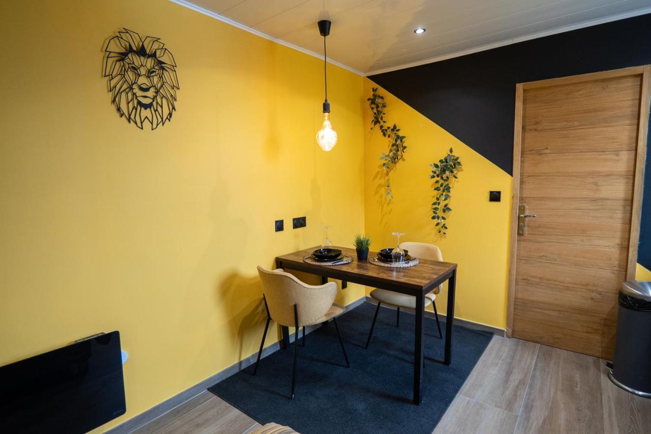 Trith-Saint-Leger Capstay Color Valenciennes & Netflix מראה חיצוני תמונה