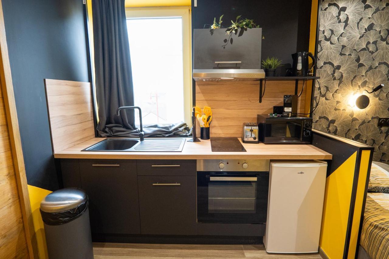 Trith-Saint-Leger Capstay Color Valenciennes & Netflix מראה חיצוני תמונה