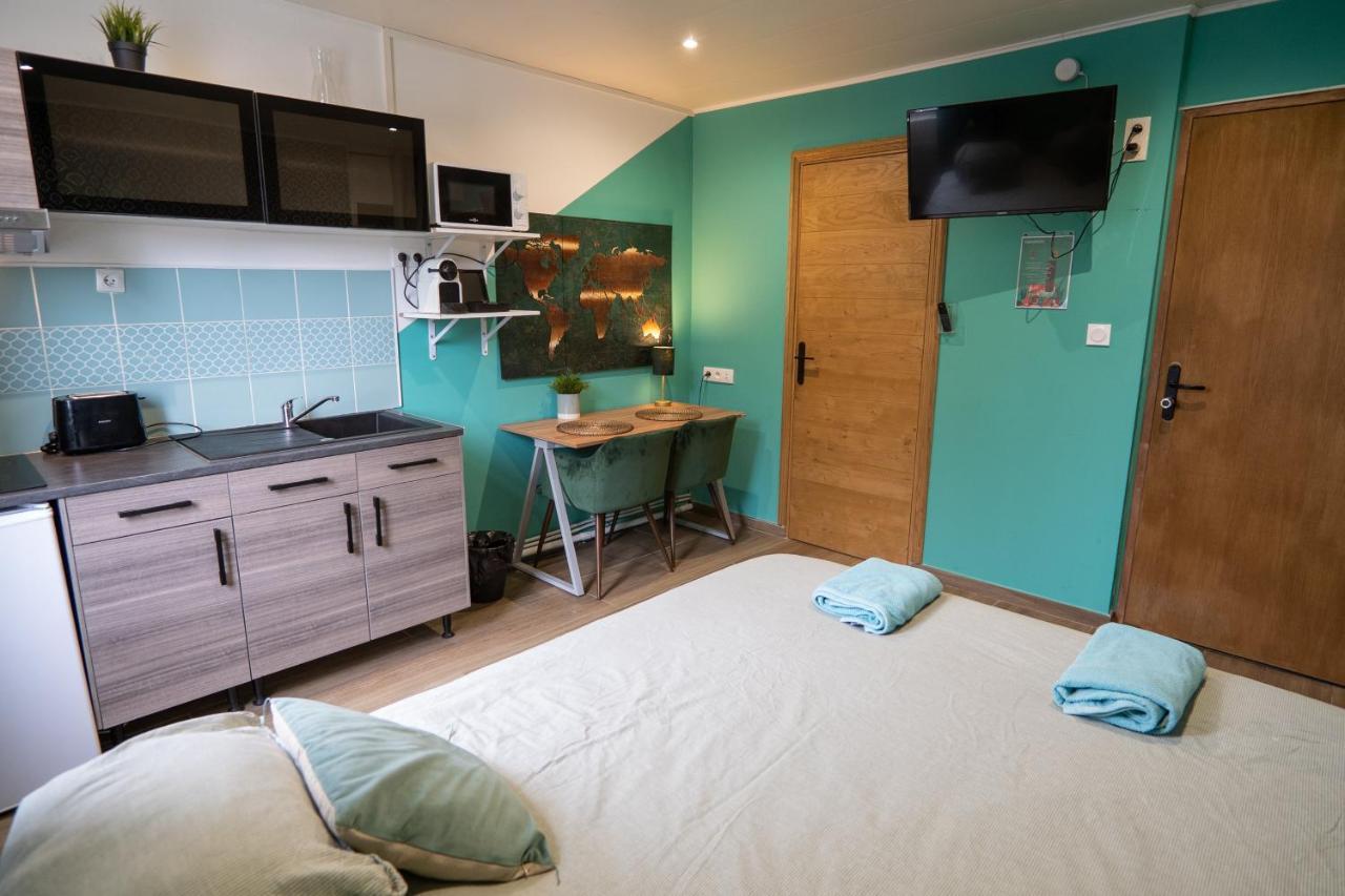 Trith-Saint-Leger Capstay Color Valenciennes & Netflix מראה חיצוני תמונה