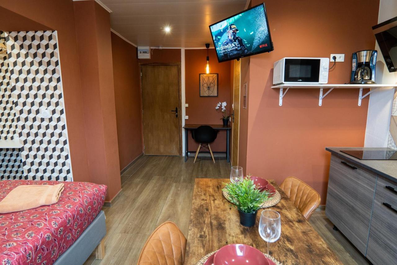 Trith-Saint-Leger Capstay Color Valenciennes & Netflix מראה חיצוני תמונה